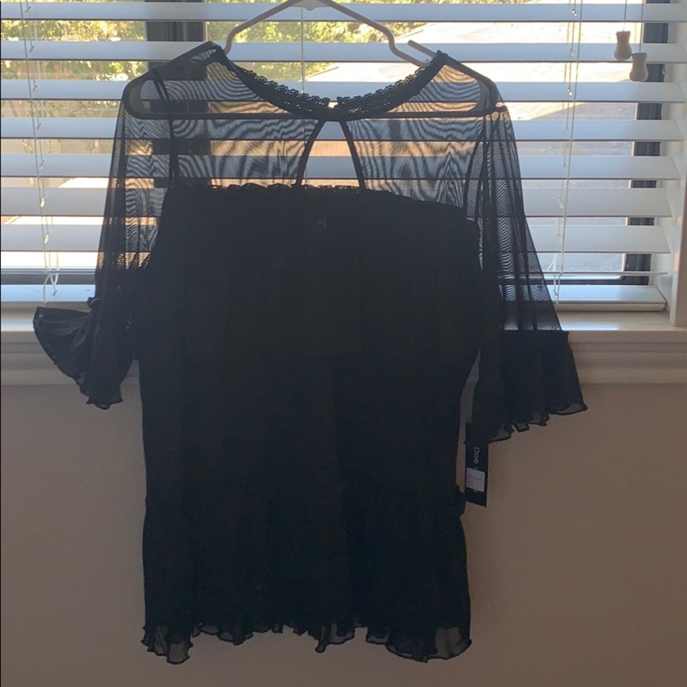 black ruffel mesh top